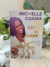 Load image into Gallery viewer, The light we carry - Michelle Obama
